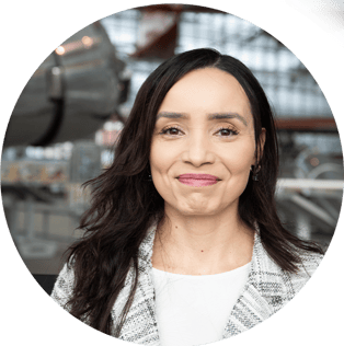 Sonia I Headshot circular